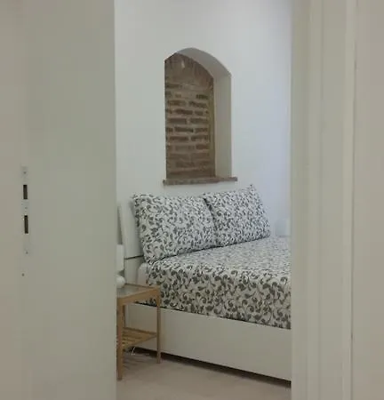 Piazzetta Dei Consoli דירה *