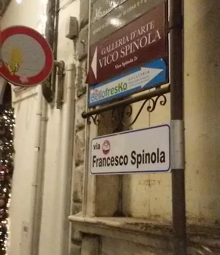 Piazzetta Dei Consoli * Savona