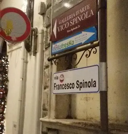 Piazzetta Dei Consoli * Savona