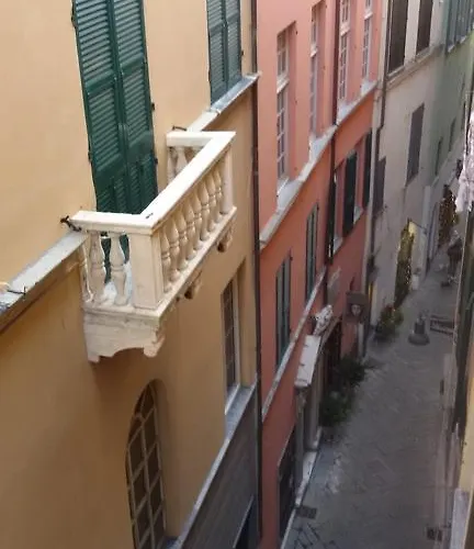 Piazzetta Dei Consoli